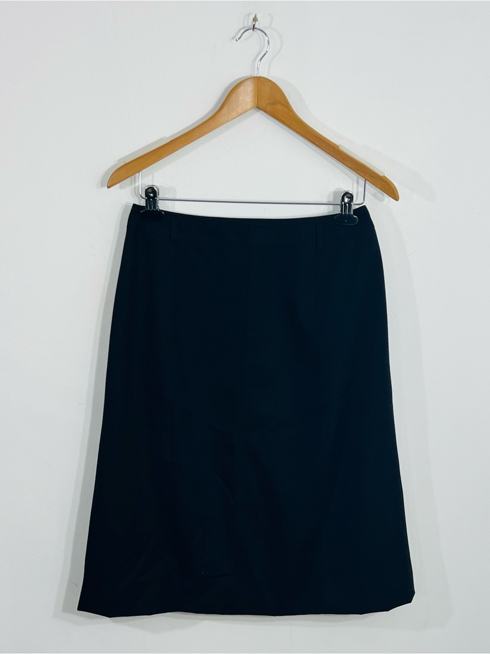 Talbots A Line Wool Skirt Lined Classic Black Minimalist Knee Length Size 8